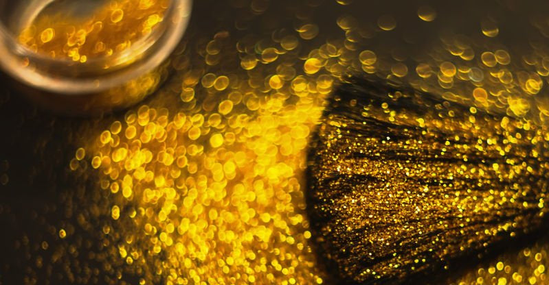 🌟 Poudre Corporelle Scintillante – Recette Maison 🌟